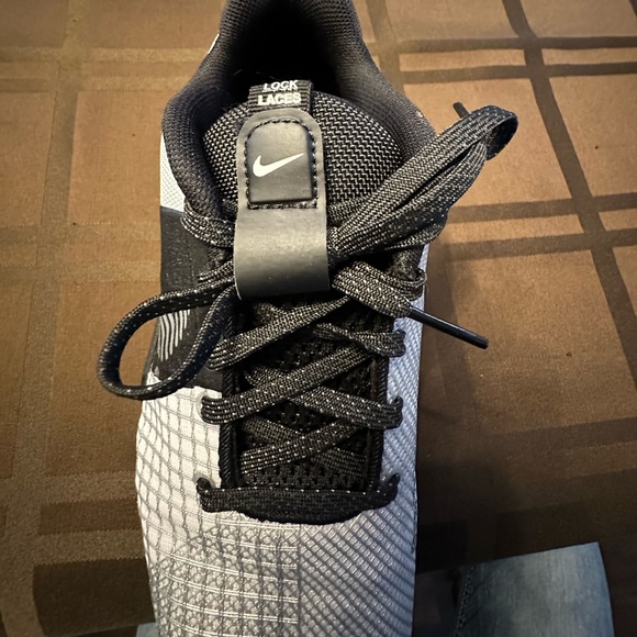 Nike metcon 8 woman’s training sneaker - Picture 5 of 8